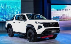 Toyota Hilux 2026 có gì để cạnh tranh với Ford Ranger?