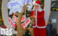 Tưng bừng không khí Giáng sinh, chào đón năm mới tại Cảng hàng không quốc tế Đà Nẵng