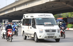 Phạt mạnh đơn vị cung cấp phần mềm cho phép xe hợp đồng nhận đặt chỗ cho từng người