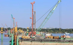 Trung Chính và nhiều nhà thầu lớn tăng tốc thi công cầu Ngọc Hồi