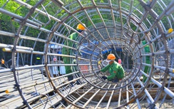 Nhộn nhịp thi công cao tốc Cà Mau - Đất Mũi, đường ra đảo Hòn Khoai