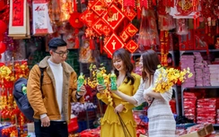 Người trẻ “dọn lòng” đón Tết sau một năm nhiều biến động