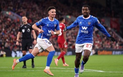 Florian Writz ghi bàn phút cuối, Liverpool thoát thua Sunderland