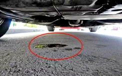 Ô tô bị rò dầu có thể làm bó máy không?