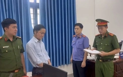 Khởi tố, bắt tạm giam công chức xã hứa hẹn làm thủ tục đất chiếm đoạt hơn nửa tỷ đồng