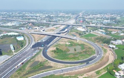 "Siêu nút giao" nối 3 tuyến cao tốc ở cửa ngõ TP.HCM, trước ngày thông xe