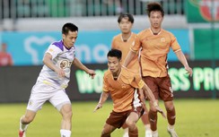 V-League: Hà Nội FC thắng dễ HAGL trong trận đấu có 2 quả phạt đền