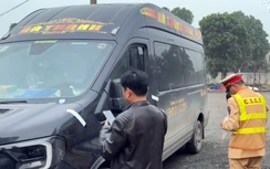 Tài xế Limousine trưa uống rượu, tối chở khách bị phạt 19 triệu, trừ 10 điểm bằng lái