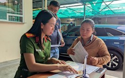 TP.HCM: Dân phấn khởi vì thủ tục đổi GPLX tại phường, xã nhanh gọn