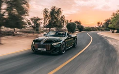 Xe mui trần Bentley Batur ra mắt tại Dubai