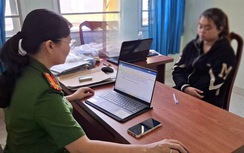 Tạm giữ hình sự người phụ nữ hành hạ trẻ ở Tiền Giw88 com mobileg