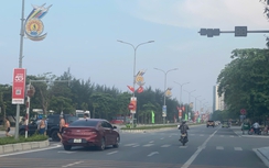 Tai nạn rình rập trên tuyến đường đẹp nhất biển Cửa Lò do 3 cụm đèn tín hiệu "bất động"