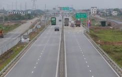 Bộ Xây dựng yêu cầu rà soát, xử lý bất cập tổ chức giao thông trên cao tốc