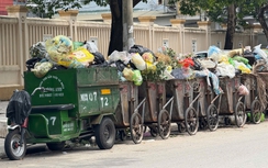 Người dân ngăn xe chở rác vào khu xử lý, rác thải ùn ứ ở thành phố Thanh Hóa