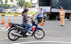 Cảnh sát giao thông tổ chức sát hạch lái xe thế nào?