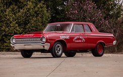 Xe đua Dodge Hemi 1964 hàng hiếm lên sàn đấu giá