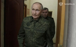 Tổng thống Nga Putin bất ngờ thăm vùng Kursk