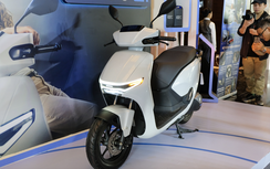 Honda tham vọng dẫn đầu thị trường xe máy điện