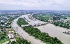 Mặt bằng "xôi đỗ", công trường đường trục trung tâm với cầu Thống Nhất vẫn rộn tiếng máy
