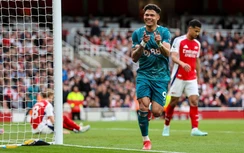 Phơi bày lỗ hổng chiến thuật, Arsenal bị Bournemouth lội ngược dòng