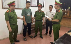 Phú Thọ: Bắt khẩn cấp 2 đối tượng khai thác tài nguyên khoáng sản trái phép