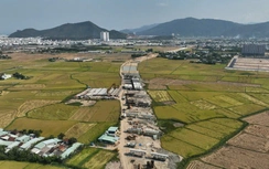 Khai thác cát nhiễm mặn đầm Thị Nại để giải bài toán thiếu vật liệu ở Bình Định