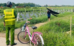 Nguy cơ mất an toàn khi người dân vô tư thả diều gần sân bay