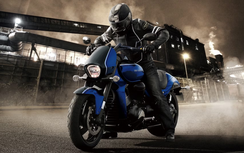 Xế cổ Suzuki Boulevard vừa ra mắt có gì đặc biệt?