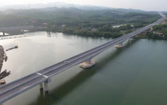 Đề xuất điều chỉnh thiết kế cầu dài nhất cao tốc Bùng - Vạn Ninh, chủ đầu tư nói gì?