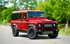 Xế cổ Land Rover Defender 1983 lột xác với bản độ mới