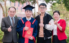 Thủ khoa tuyệt đối khối A00 thần tượng Ronaldo, thường không học khuya