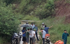 Xác minh thông tin 2 người đi xe máy qua ngầm tràn bị lũ cuốn ở Lạng Sơn
