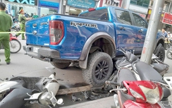 Hà Nội: Tường trình của tài xế xe bán tải tông 9 xe máy ở Khâm Thiên