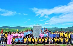 Khôi phục bia ghi dấu mối nối ray cuối cùng đường sắt xuyên Đông Dương