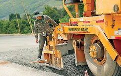 Hơn 300 ngày thần tốc làm cao tốc