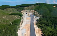 Hoàn thành vượt tiến độ hầm xuyên núi, thông xe 10km cao tốc Quảng Ngãi - Hoài Nhơn