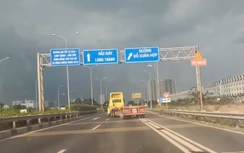 Xe đầu kéo lạng lách, đánh võng trên cao tốc TP.HCM - Long Thành - Dầu Giây