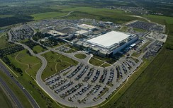 Samsung hồi sinh mảng chip nhờ đơn hàng từ Apple và Tesla