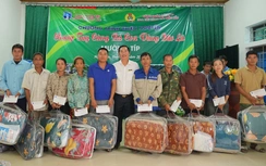 Vượt bùn lũ lên Mường Típ: Những bàn tay nhân ái tìm đến nơi gian khó nhất