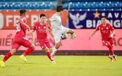 V-League: Quang Hải tỏa sáng, Công an Hà Nội thắng dễ Nam Định