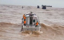 Phát hiện 2 thi thể nghi là thuyền viên mất tích ở Quảng Trị, mở rộng phạm vi tìm kiếm