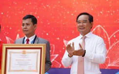 TP.HCM: Nhiều trường học đón Huân chương Lao động trong lễ khai giảng năm học mới