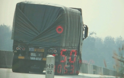 CSGT xử phạt nhiều tài xế chạy dưới tốc độ tối thiểu trên cao tốc Phan Thiết - Dầu Giây