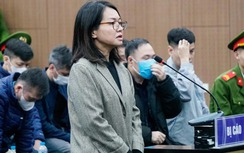 Lĩnh án 15 năm tù vì nhận hối lộ, cựu Cục trưởng An toàn thực phẩm bật khóc