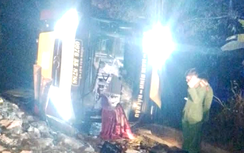 Lật xe khách trên quốc lộ 6 ở Sơn La, 4 người tử vong thương tâm