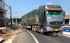 Đắk Lắk: Người phụ nữ đi xe máy tử vong sau va chạm trên đường Hồ Chí Minh