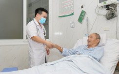 Cứu sống người đàn ông đột ngột ngã gục sau chơi thể thao