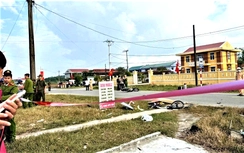 Huế: Xe tải gây tai nạn liên hoàn trên quốc lộ 49B khiến bốn người thương vong