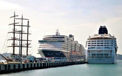 Khánh Hòa đón cùng lúc hai tàu biển quốc tế