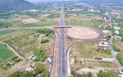 Cận cảnh đoạn cao tốc Biên Hòa - Vũng Tàu sẵn sàng khai thác trước Tết Bính Ngọ